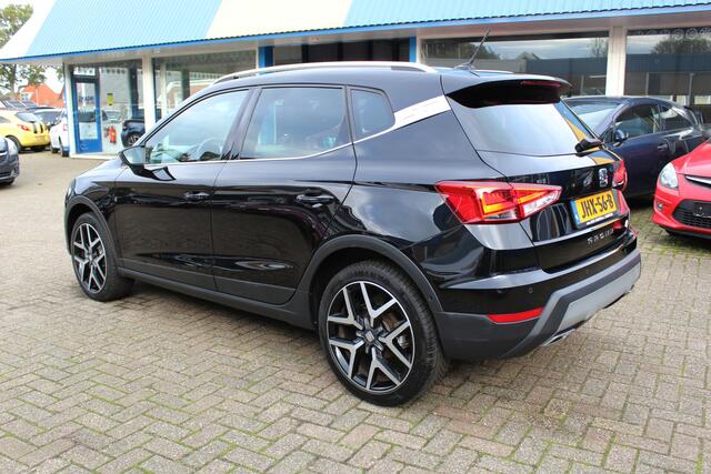 Seat Arona 1.0 TSi "FR Limited Edition" Navi - Cruise - LED !!! Automaat