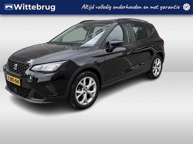 Seat Arona 1.0 TSI Style Business Connect Stoelverwarming / Parkeersensoren / Climatronic