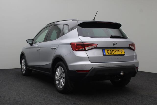 Seat Arona 1.0 TSI Style 2018 | Trekhaak | Carplay | Navigatie | Cruise Control | Achteruitrij Camera | Stoelverwarming | Stuurwiel Bediening | 2 Sleutels