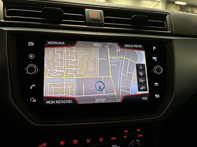Seat Arona 1.0 TSI 95pk Style Business Intense · Camera · Apple/Android Car Play · Trekhaak · Stoelverwarming · P-Sensoren · Keyless · Navigatie · 16'' Inch ·