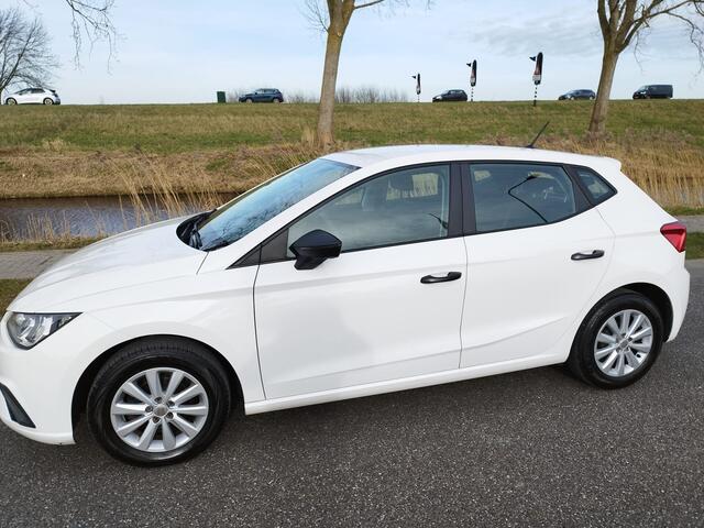 Seat IBIZA 1.0 EcoTSI Style ** 5 DRS ** Airco ** Cruise ** BT ** TOPSTAAT **