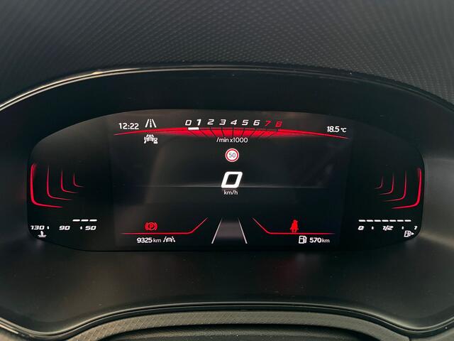 Seat IBIZA 1.0 95pk EcoTSI FR / Parkeersensoren voor en achter / Donker getinte ruiten achter / Apple CarPlay & Android Auto