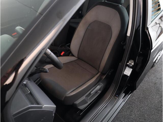 Seat IBIZA 1.0 TSI Style 95PK | Navigatie via app | Parkeersensoren | Airco |