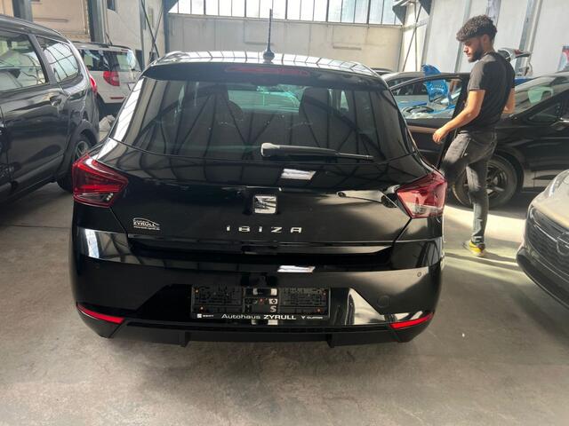 Seat IBIZA 1.0 TSI FR B.Intense Navi Cruise Apple Car Play LM 16 Sport
