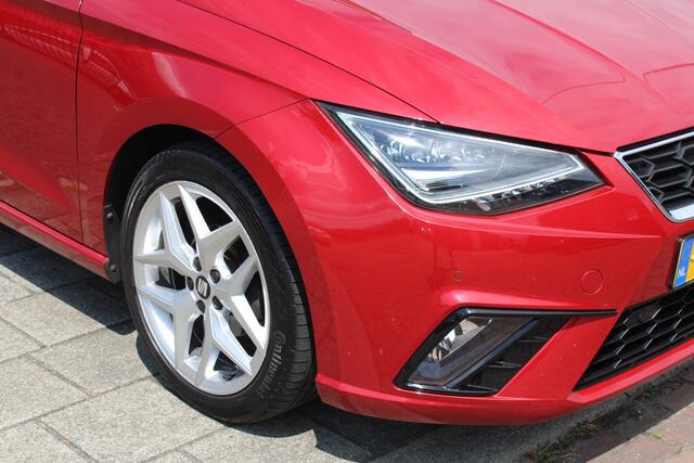 Seat IBIZA 1.0 TSI FR Night Pakket Panoramadak Led Navi Camera Beats sound ACC Stoelvw