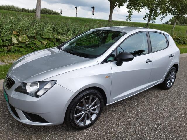 Seat IBIZA 1.0 MPI ** 5 DRS ** 94.388 KM ** Airco ** Bluetooth ** Carplay **