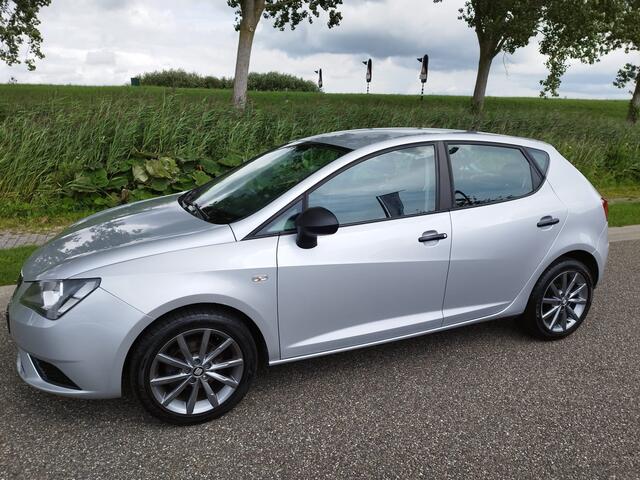 Seat IBIZA 1.0 MPI ** 5 DRS ** 94.388 KM ** Airco ** Bluetooth ** Carplay **