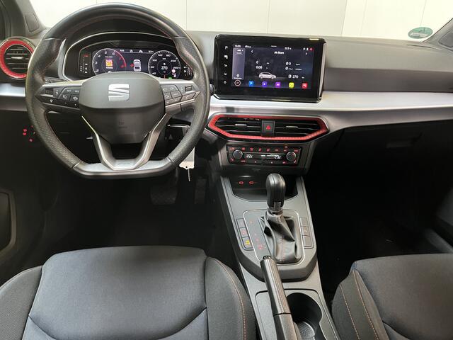 Seat IBIZA 1.5 TSI FR Black Edition / AUTOMAAT/ PARK. SENSOR. V+A/ CAMERA/ FULL LINK/ STOEL VERWARM./ DRIVE PROFILE/ ACC/ NAVI/ CLIMA/ DAB/ DIGITAL DASH/ LED/ ISOFIX/ 18'' LMV