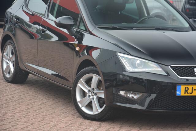 Seat IBIZA 1.0 EcoTSI FR Connect | Navigatie | Stoelverwarming | Seat sound | Xenon | DAB+ | Clima |