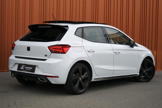 Seat IBIZA 1.0 TSI FR BLACK EDITION DSG 110PK Panodak Alcantara Virtual LED Camera Beats ACC