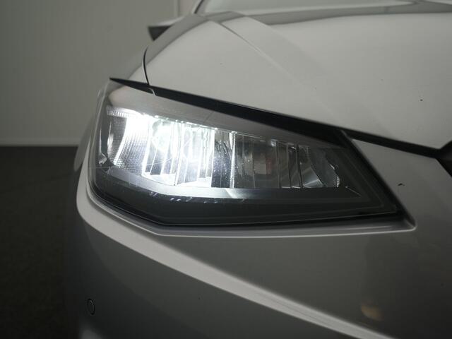 Seat IBIZA 1.0 EcoTSI Style Business Connect - RIJKLAARPRIJS - Facelift! - All Seasonbanden - Virtual Cockpit - Apple Carplay - Android Auto