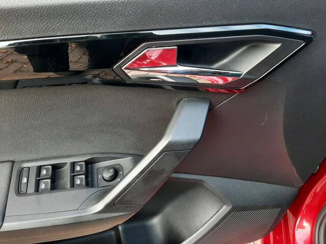 Seat IBIZA 1.0TSi 115pk FR Airco Adap.cruise-control Navigatie Bluetooth Achteruitrijcamera