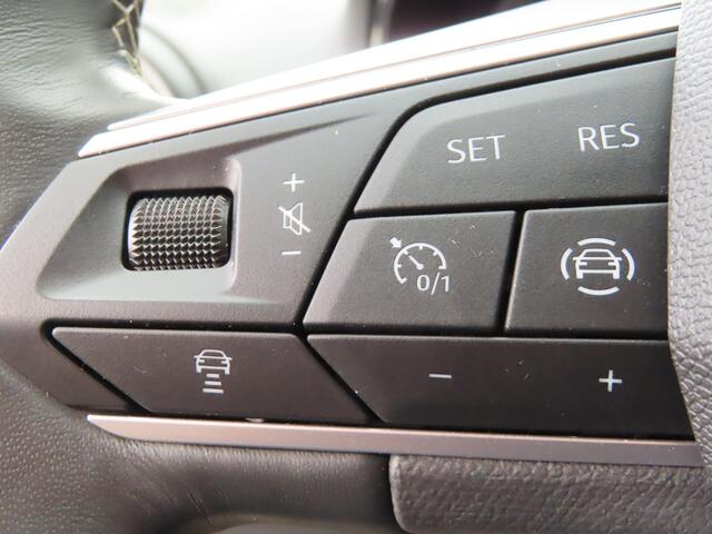 Seat IBIZA 1.0 EcoTSI 115pk | full led | camera | parkeersensoren voor + achter | adaptive cruise