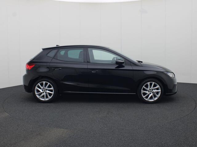 Seat IBIZA 1.0/95PK EcoTSI FR · Apple/Android Car Play · Parkeersensoren · Climatronic · DAB