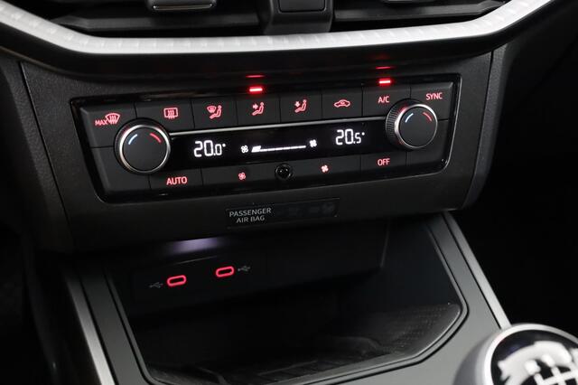 Seat IBIZA 1.0 EcoTSI 115 pk FR Anniversary | Parkeersensoren voor/achter | Sportstoelen | Carplay | Virtual Cockpit