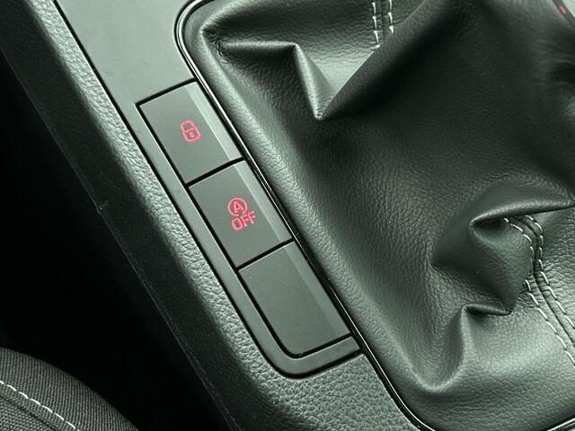 Seat IBIZA 1.0 EcoTSI Style Business Connect | Navigatie | Apple Carplay/Android Auto | Parkeersensoren | Cruise Control | Stoelverwarming | Virtual Cockpit | Lichtmetalen velgen | Climate Control