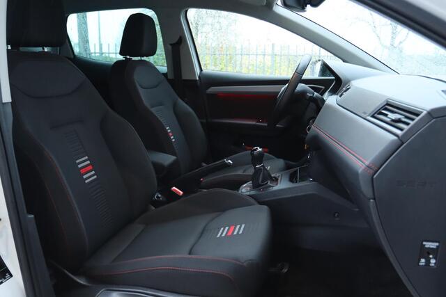 Seat IBIZA 1.0 TSI FR BUSINESS INTENSE | LED | CARPLAY | CAMERA | NAVI | CRUISE