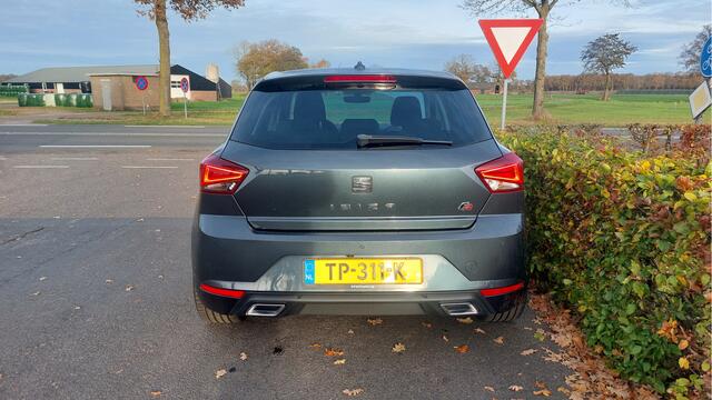 Seat IBIZA 1.0 TSI FR Business Intense CLIMA/NAVI/PANO BJ 2018