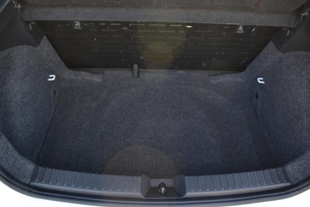 Seat IBIZA 1.0 MPI Reference