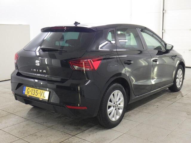 Seat IBIZA 1.0 TSI Style Business Intense Rijklaar incl. 12 mnd Garantie! Airco ECC Navi Carplay Cruise Control PDC Achter + Camera LM Velgen 15" LM Velgen Armsteun