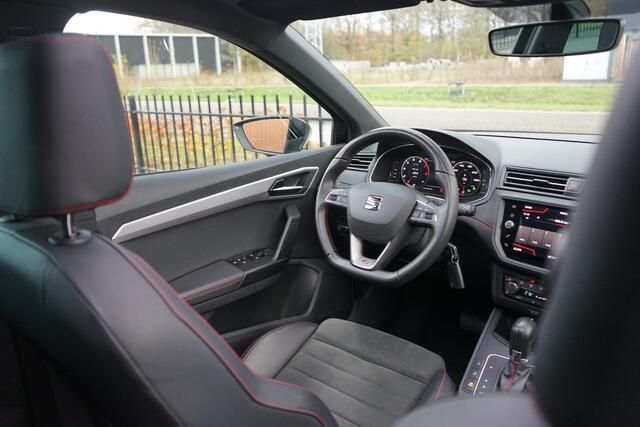 Seat IBIZA 1.0 TSI FR BLACK EDITION DSG 116PK Panodak Virtual Alcantara Carplay Camera .