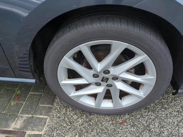 Seat IBIZA 1.0 EcoTSI 95pk FR / Facelift / LED / Full-Link / Clima / Parkeersensoren / Donker Glas / 18" LMV