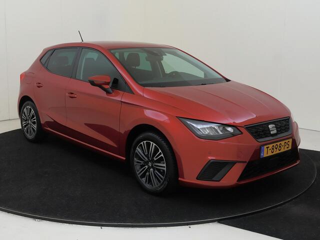 Seat IBIZA 1.0 EcoTSI Style Business Intense | Stoelverwarming | Navigatie | Digital cockpit | Parkeersensoren | CarPlay | Elektrisch inklapbare buitenspiegels | Cruise control | Climate control |