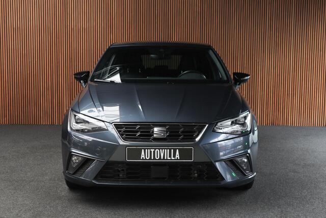 Seat IBIZA 1.0 TSI FR Navi Climate C. Virtual Camera Carplay PDC Zwarte binnenhemel LED LM velgen BTW auto