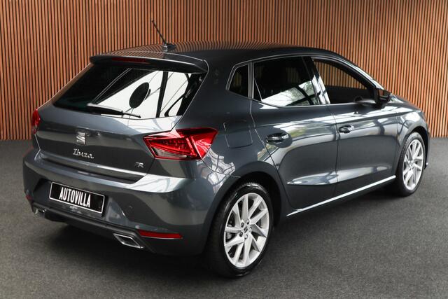 Seat IBIZA 1.0 TSI FR Navi Climate C. Virtual Camera Carplay PDC Zwarte binnenhemel LED LM velgen BTW auto