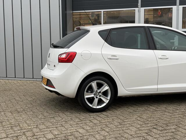 Seat IBIZA 1.0 EcoTSI FR Connect | Xenon | Parkeer sensoren | Cruise |