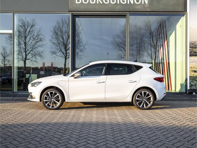 Seat LEON FR PHEV First Edition | 1.5 TSI 204pk | e-Hybrid | Adaptive cruise control | Achteruitrijcamera | Navigatie | Apple carplay / An