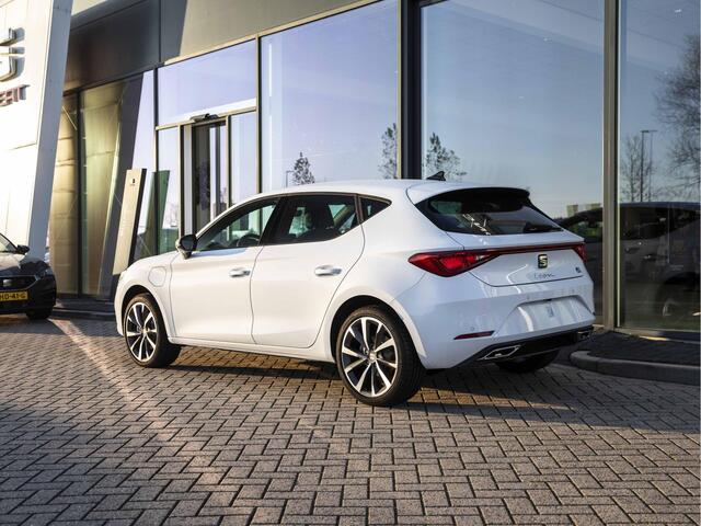 Seat LEON FR PHEV First Edition | 1.5 TSI 204pk | e-Hybrid | Adaptive cruise control | Achteruitrijcamera | Navigatie | Apple carplay / An