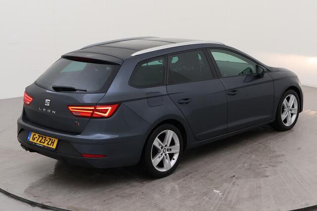 Seat LEON ST 1.5 TSI 150pk FR Business Intense Panorama Dak Climatronic PDC Navigatie Stoelverwarming