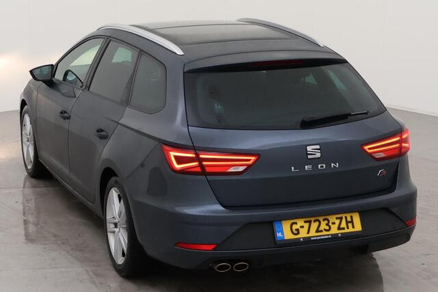 Seat LEON ST 1.5 TSI 150pk FR Business Intense Panorama Dak Climatronic PDC Navigatie Stoelverwarming