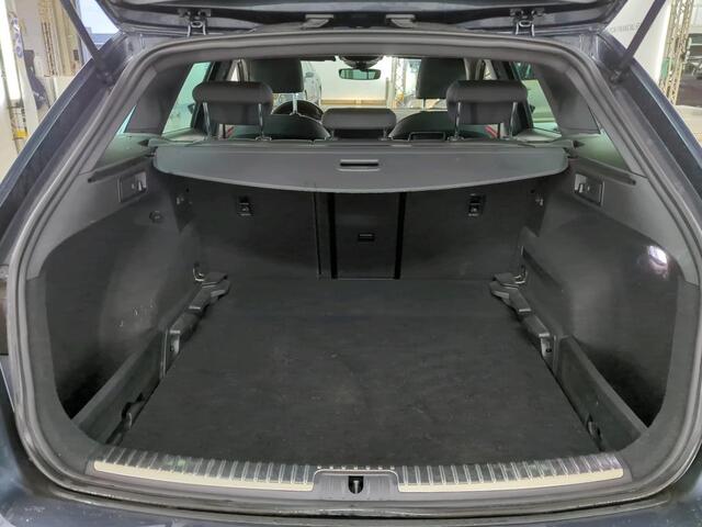 Seat LEON ST 1.5 TSI 150pk FR Business Intense Panorama Dak Climatronic PDC Navigatie Stoelverwarming