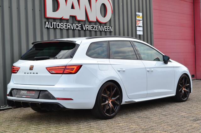 Seat LEON 2.0 TSI 4DRIVE CUPRA R Ultimate Edition Camera/LED/Remus