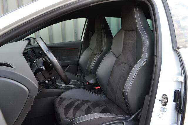 Seat LEON 2.0 TSI 4DRIVE CUPRA R Ultimate Edition Camera/LED/Remus