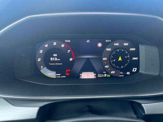 Seat LEON 1.5 eTSI FR Business Intense / Navigatie / 17'' LMV /