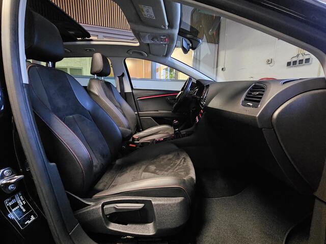 Seat LEON ST 1.4 TSI FR PANORAMADAK|NAVIGATIE|LEDER/ALCANTARA|CRUISE CONTROL|LED KOPLAMPEN|ECC/AIRCO|18 INCH maandag tot vrijdag geopend van 09.00 uur tot 20.00 uur geopend en zaterdag van 09.00 tot 18.00 uur geopend
