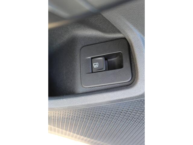 Seat LEON Sportstourer 1.4 TSI eHybrid PHEV FR Business Intense Climate control , Adap.cruise control , Bleutooth , 17inch LMV LED dagrijverlichting , 1500kg trekgewicht