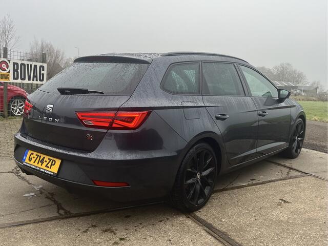 Seat LEON ST 1.5 TSI FR Ultimate Edition Black Virtual dash | panoramadak | DAB | Carplay / Android auto