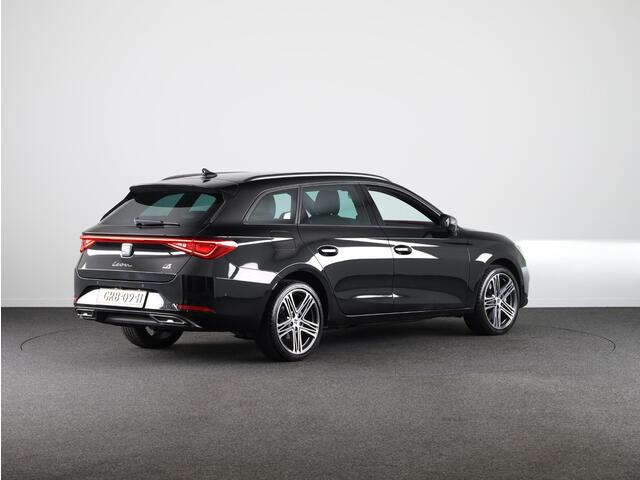 Seat LEON Sportstourer 1.5 TSI e-Hybrid FR PHEV First Edition 204pk Plug in Hybrid | Keyless Entry | 18 inch Lichtmetalen velgen | Verwarmbare voorstoelen