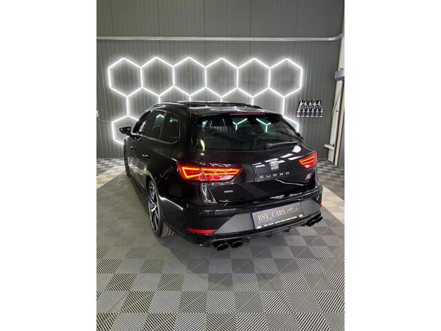 Seat LEON Cupra CARBON EDITION 4 Drive PANO BEATS BREMBO 2.0 TSI 1 of 300