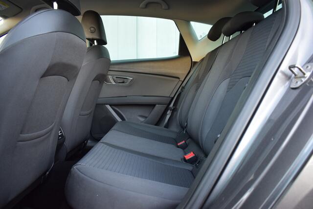 Seat LEON 1.4 TSi X-PERIENCE ECC | Carplay | Half Leder | Sportstoelen | Keyless | 17 Inch LMV