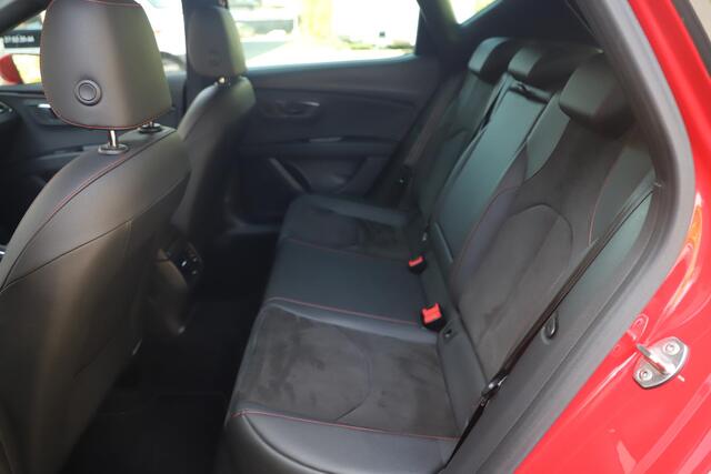 Seat LEON 1.0 TSI FR Ultimate Edition Virtual Cockpit Keyless Full LED Navigatie Carplay Android Achteruitrijcamera Beats Audio Adaptive Cruise Lane Assist