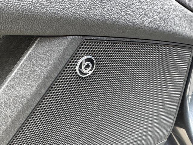 Seat LEON 1.5 TSI 150pk DSG FR Ultimate Edition Stoelverwarming LED Koplampen Virtual Cockpit BEATS Audio