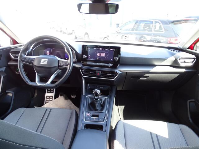 Seat LEON FR 1.5 TSI Style Business Intense 6-Bak, Multimedia, Airco/ECC, Adaptieve CruiseControl, Parkeersensoren, LM-velgen