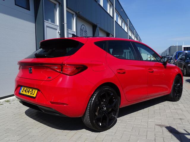 Seat LEON FR 1.5 TSI Style Business Intense 6-Bak, Multimedia, Airco/ECC, Adaptieve CruiseControl, Parkeersensoren, LM-velgen