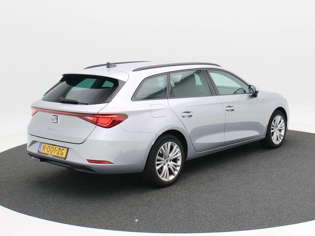 Seat LEON Sportstourer 1.0 TSi 110 Pk Style Business Intense | Adaptive Cruise | CarPlay | Navigatie | Bluetooth | Achterruitrijcamera | 17 Inch | 59.700 Km!!