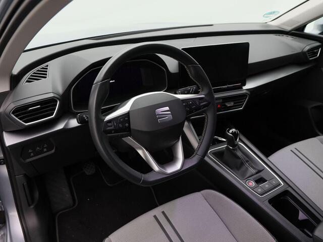 Seat LEON Sportstourer 1.0 TSi 110 Pk Style Business Intense | Adaptive Cruise | CarPlay | Navigatie | Bluetooth | Achterruitrijcamera | 17 Inch | 59.700 Km!!